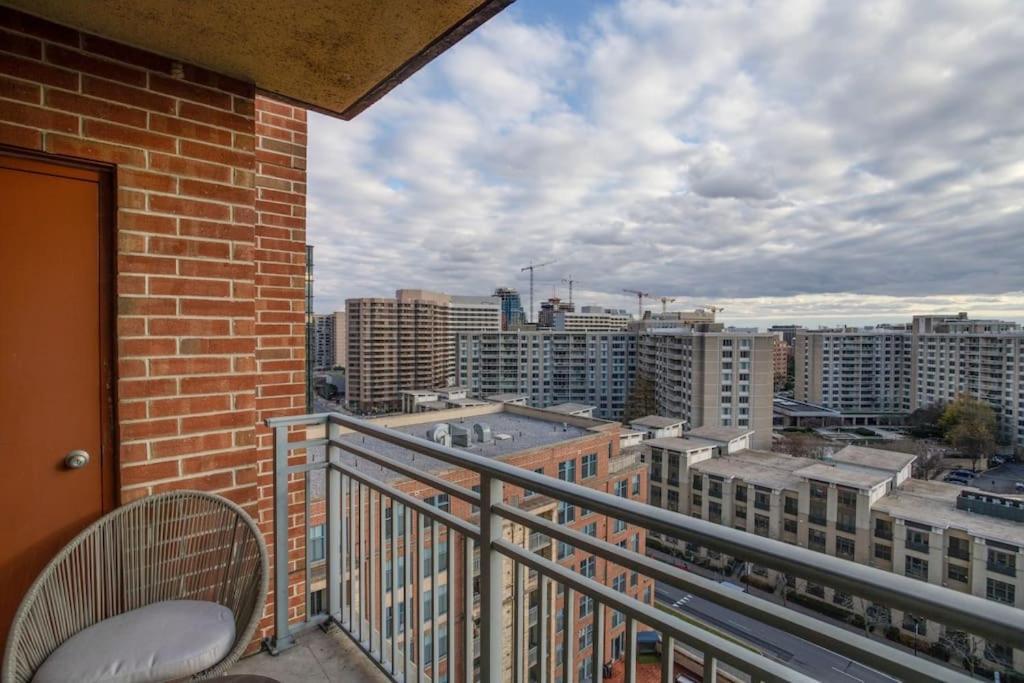 Fantastic 2 Bedroom Condo At Pentagon City Arlington Exteriér fotografie
